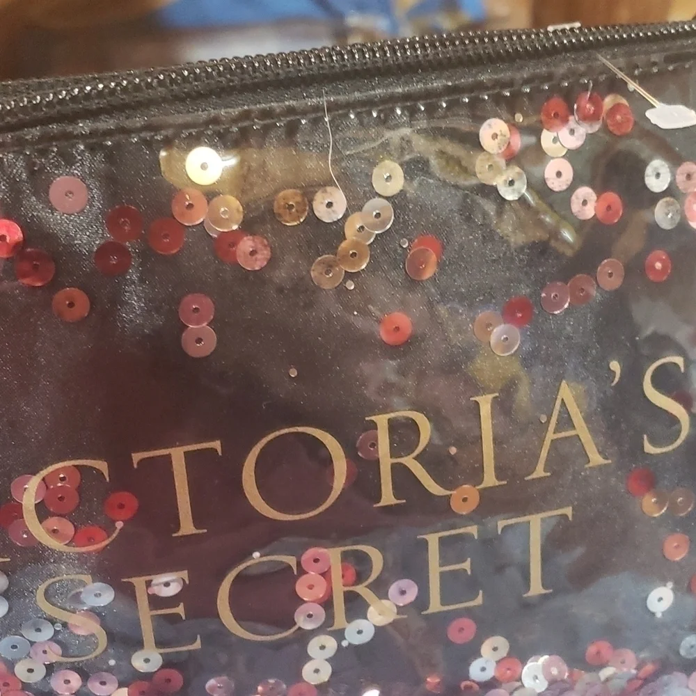 𝅺VICTORIA'S secret cosmetic bag sequins EUC